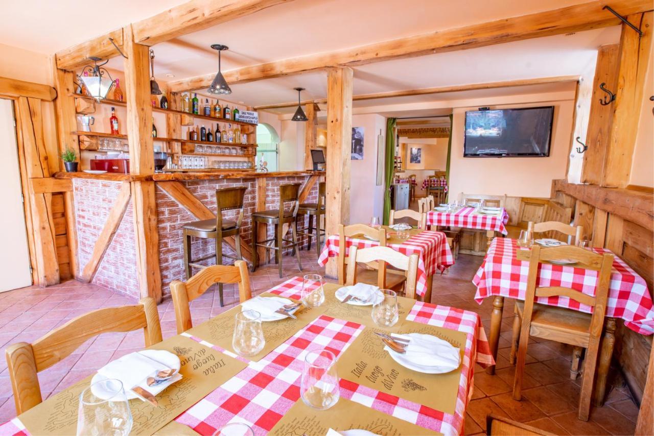 Penzion Sofinata & Pizzeria Spindleruv Mlyn Exterior photo